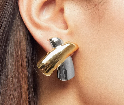Xquisite Glow Earrings