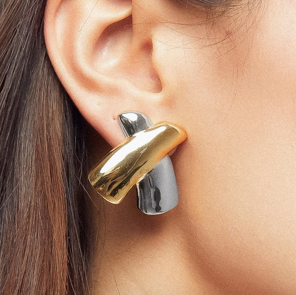 Xquisite Glow Earrings