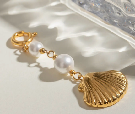 Seashell Muse Bikini Pendant
