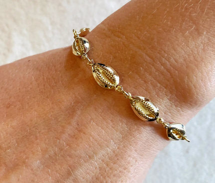Shell Yeah  Bracelet