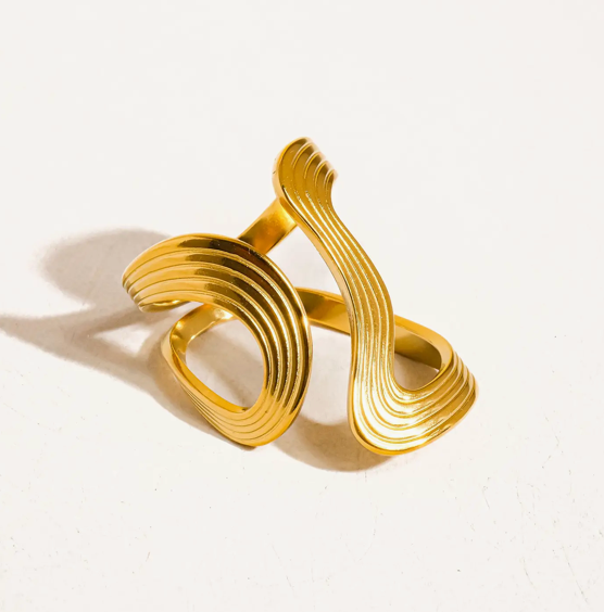 Fluid Grace Ring